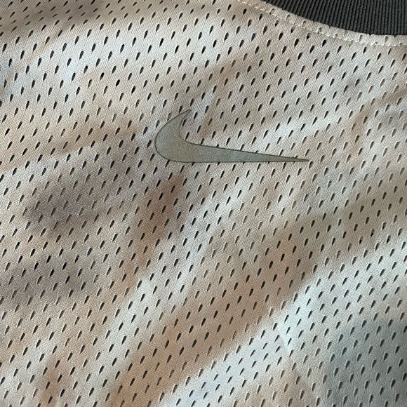 NWT Women’s Nike Set - Picture 5 of 5